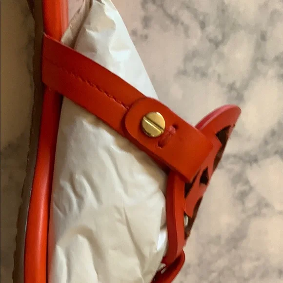NIB! Tory Burch Miller Logo Sandals in Poppy Red - Picture 6 of 6
